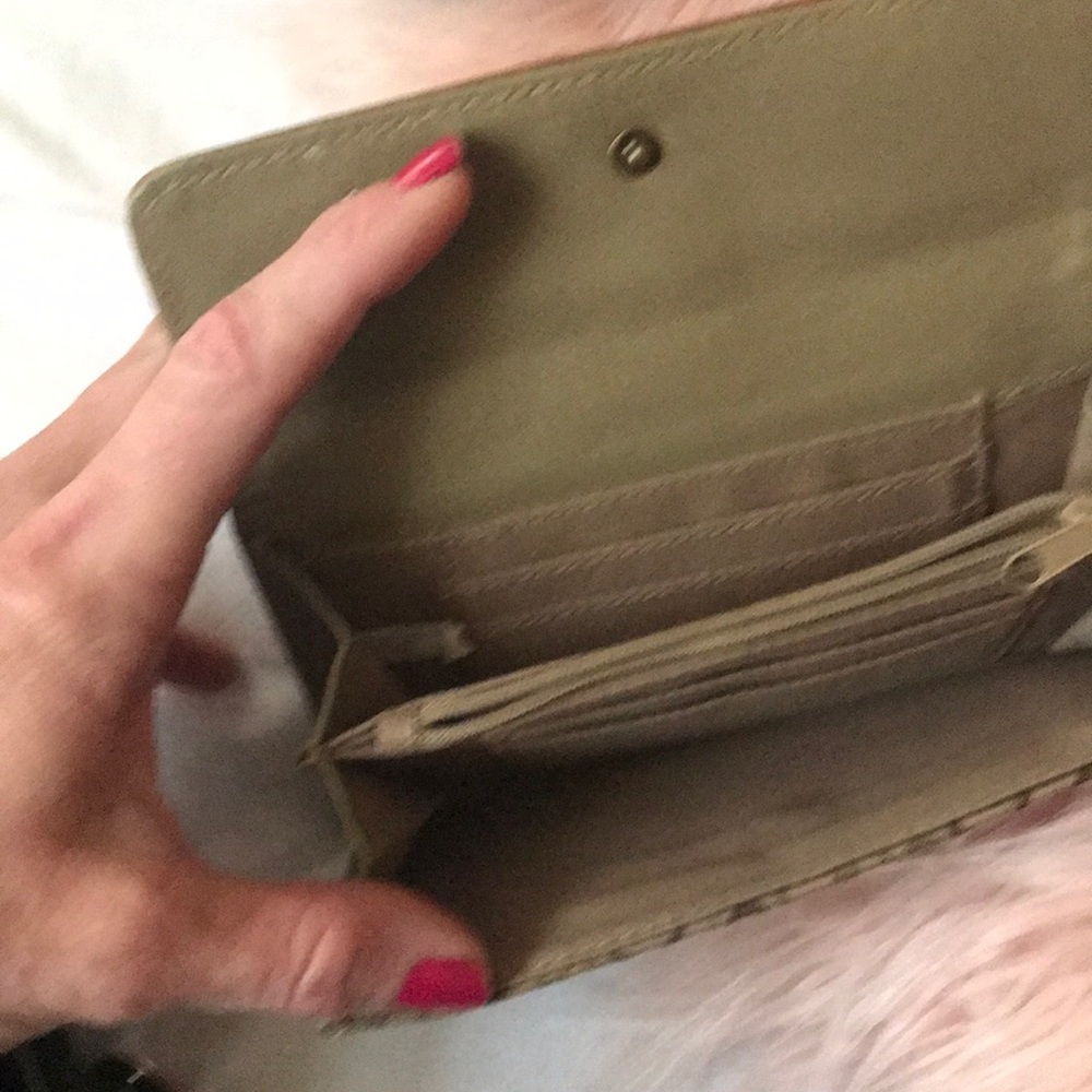 Wallet - Picture 2 of 2